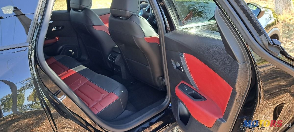 2021' Citroen C4 photo #2