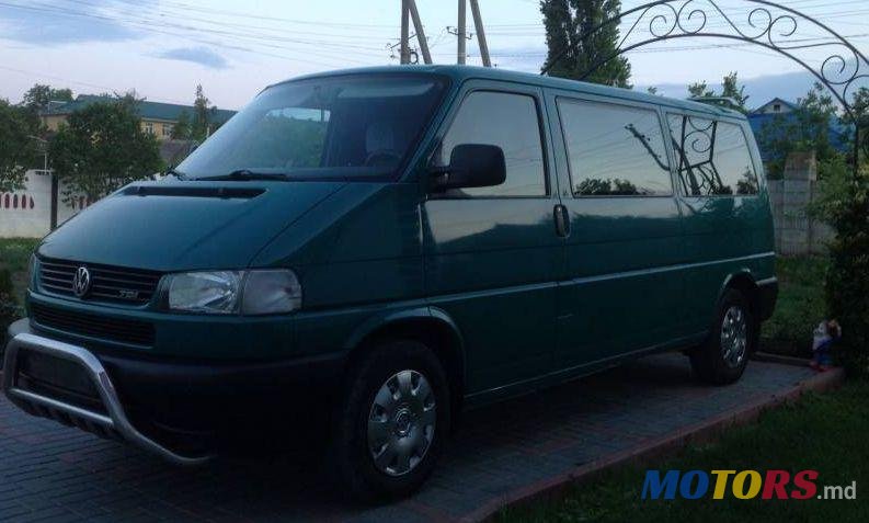 2003' Volkswagen Transporter photo #1