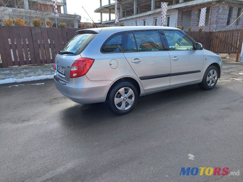 2008' Skoda Fabia photo #6