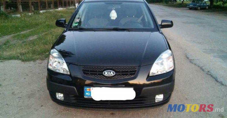 2009' Kia Rio photo #1