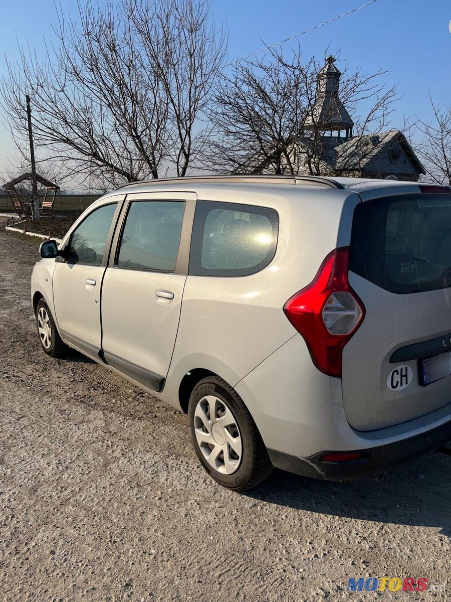 2016' Dacia Lodgy photo #4