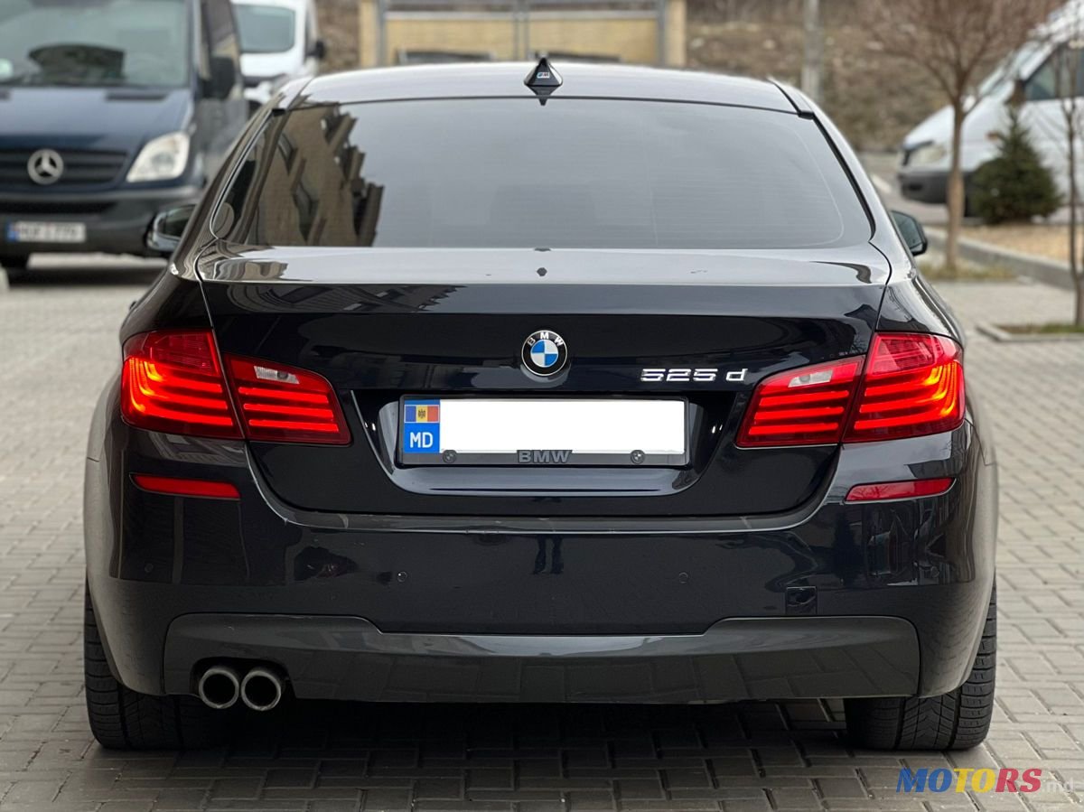 2014' BMW 5 Series photo #4