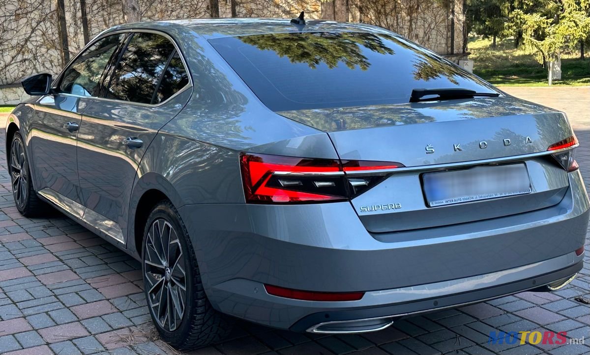 2019' Skoda Superb photo #5