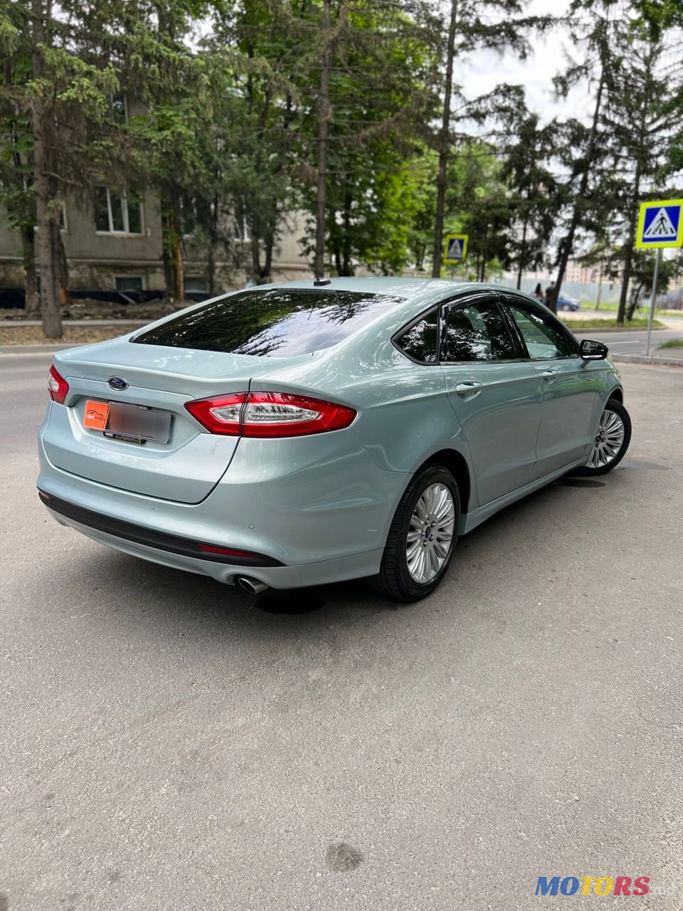 2013' Ford Fusion photo #3