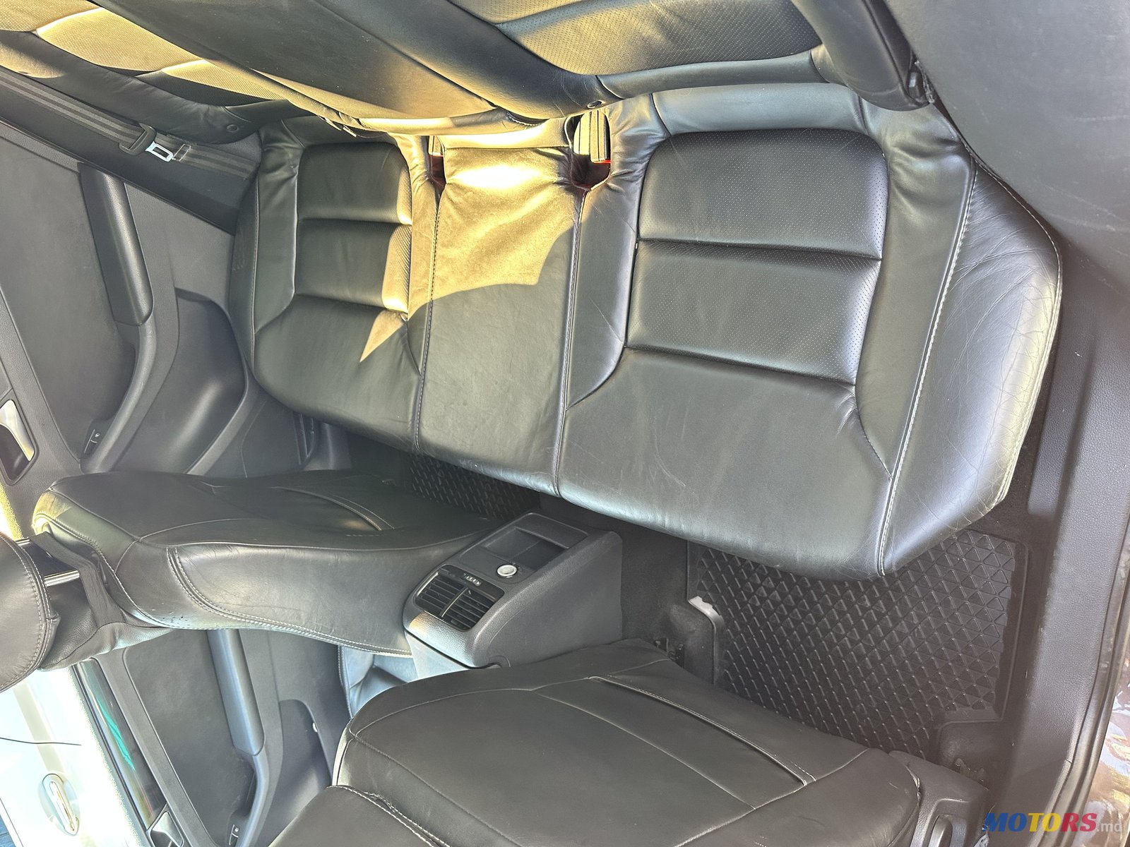 2011' Volkswagen Jetta photo #4