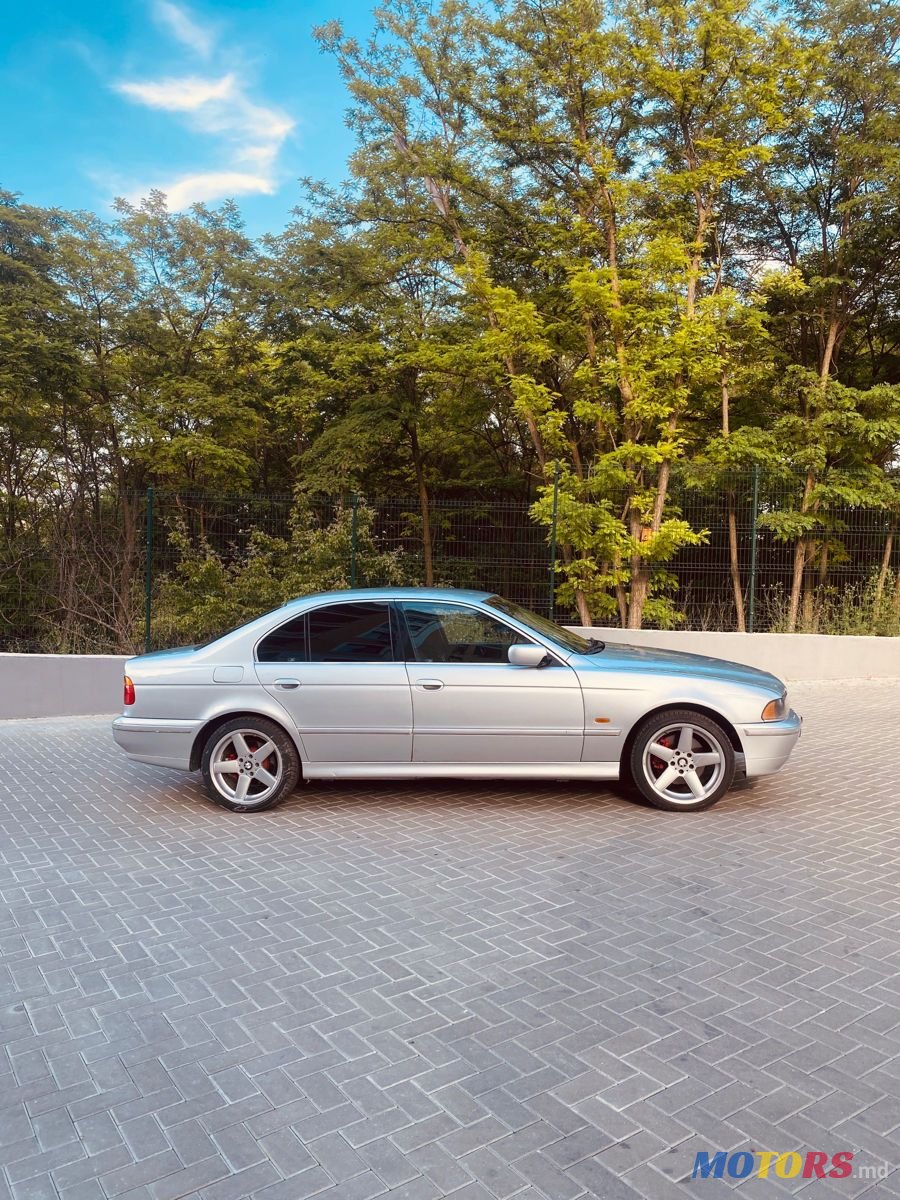 2002' BMW 5 Series photo #2