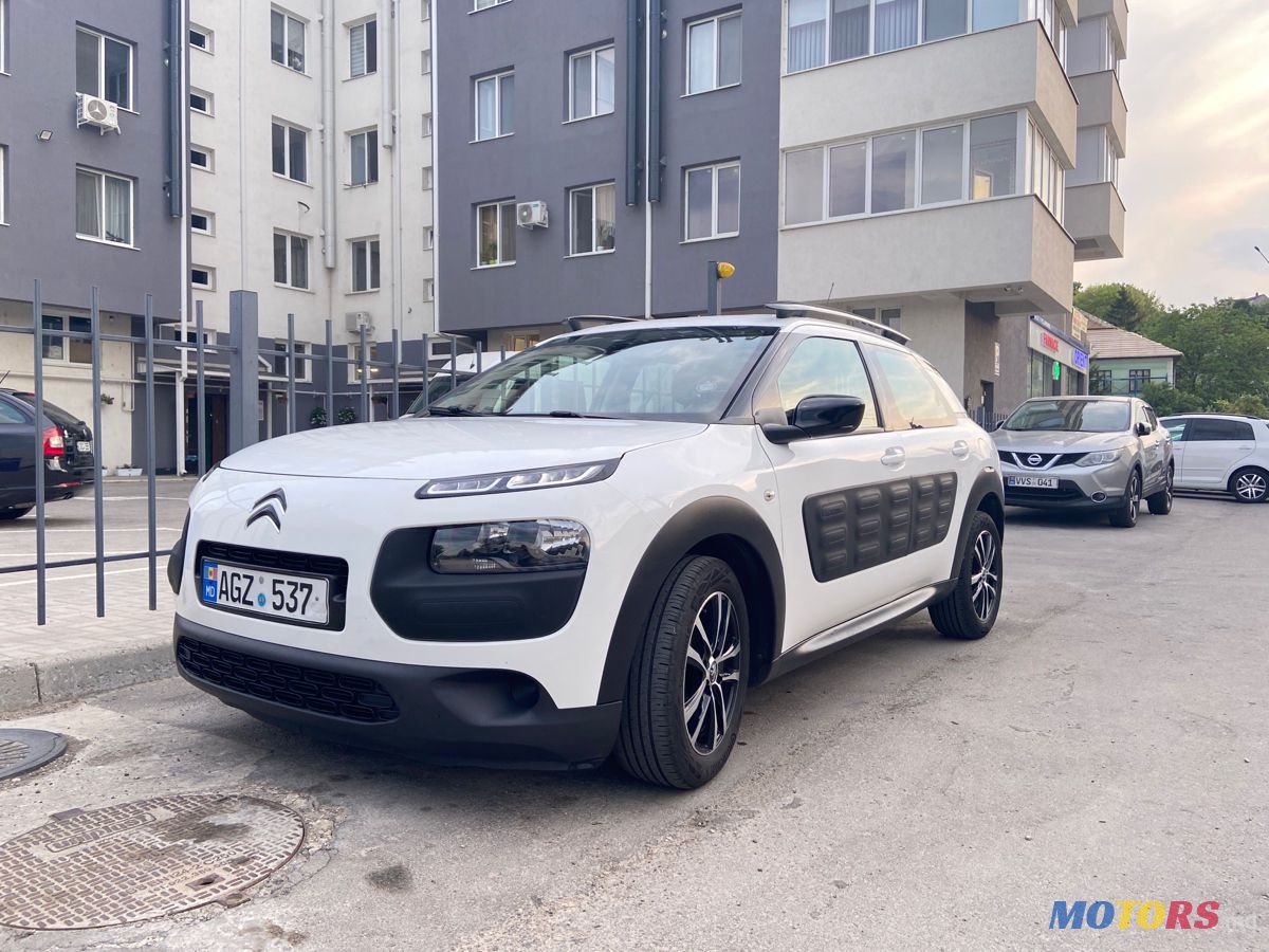 2015' Citroen C4 Cactus photo #1