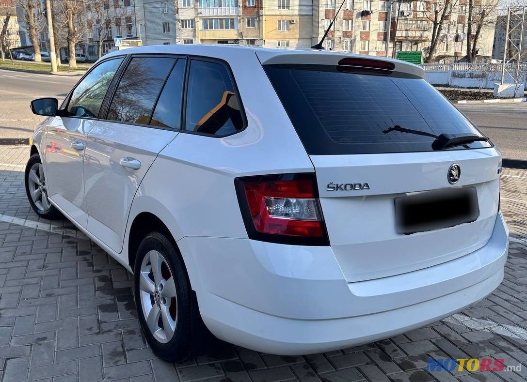 2016' Skoda Fabia photo #3