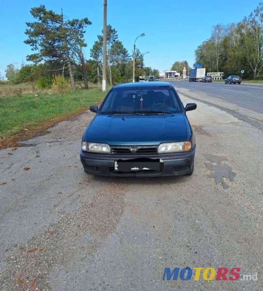 1995' Nissan Primera photo #1