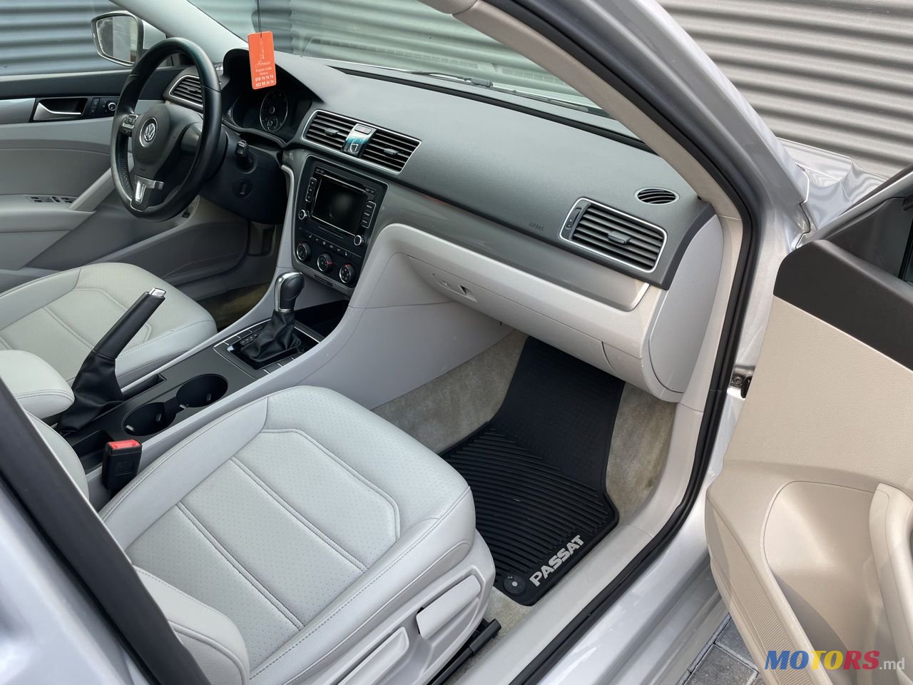 2015' Volkswagen Passat photo #4