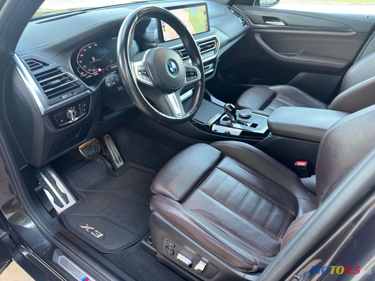2022' BMW X3 photo #6