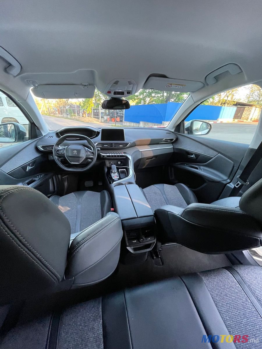 2019' Peugeot 3008 photo #5