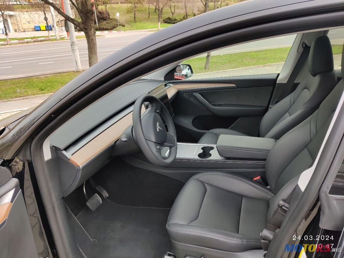 2023' Tesla Model Y photo #6