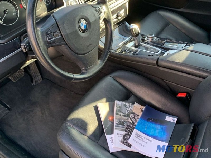 2017' BMW 5 Series photo #5
