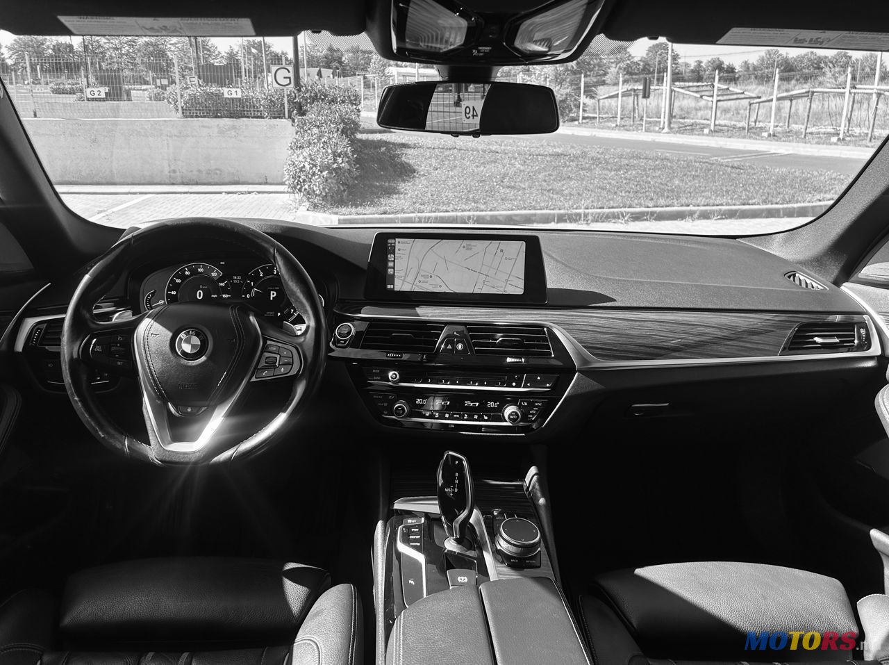 2018' BMW 5 Series photo #2