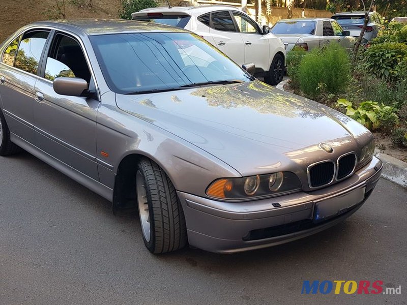 2001' BMW 5 Series photo #1