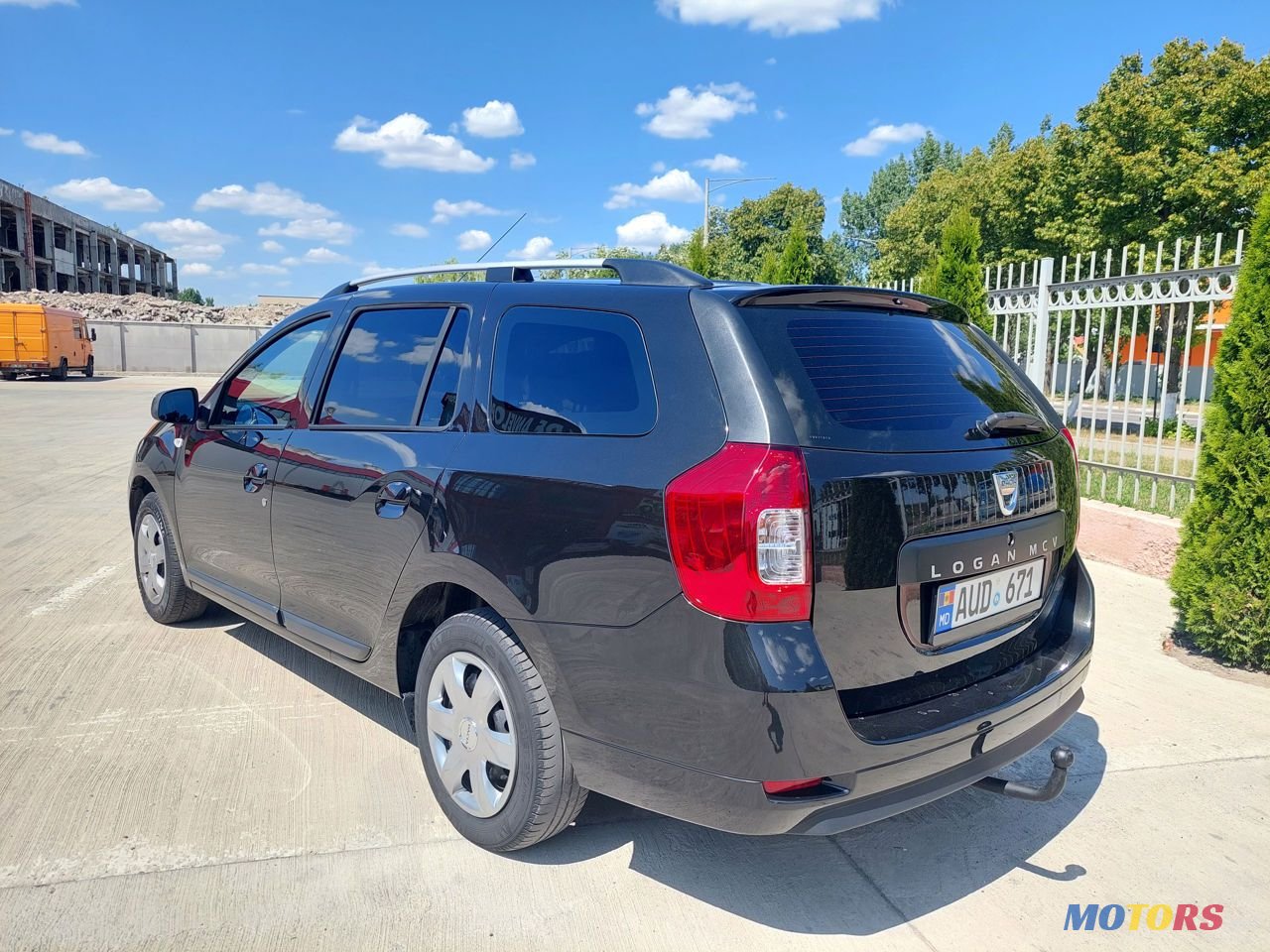 2014' Dacia Logan photo #3