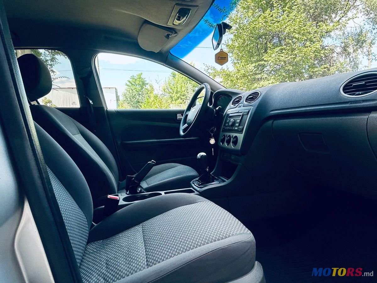 2006' Ford Focus photo #6