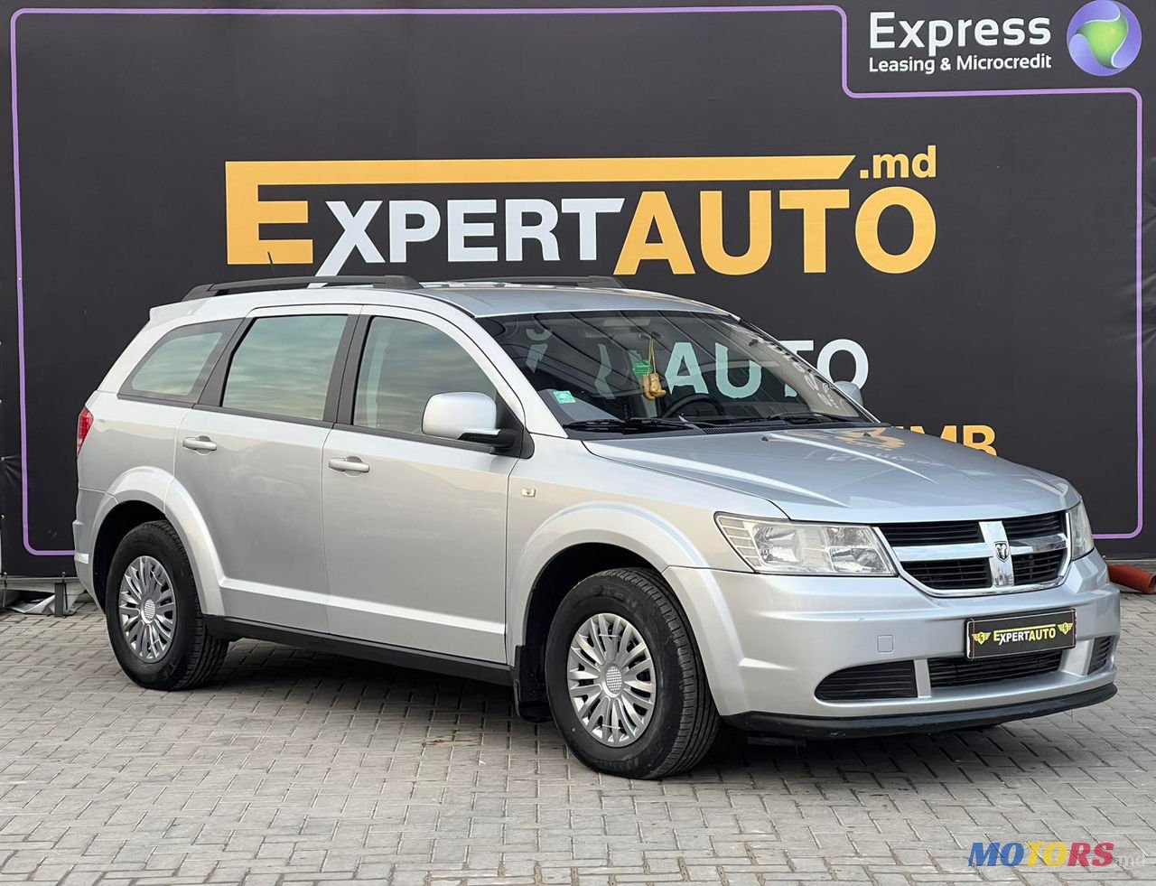 2008' Dodge Journey photo #1