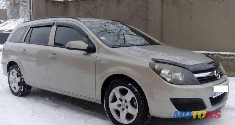 2006' Opel Astra photo #2