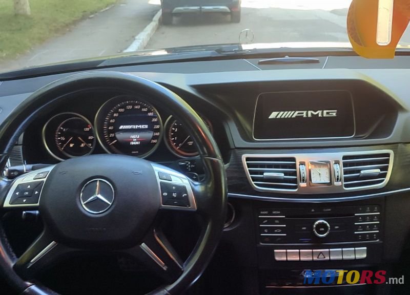 2015' Mercedes-Benz E-Class photo #6