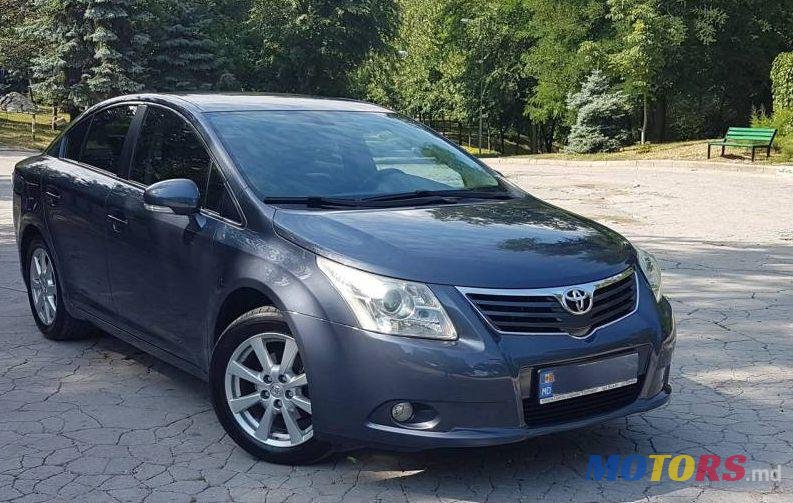 2011' Toyota Avensis photo #1