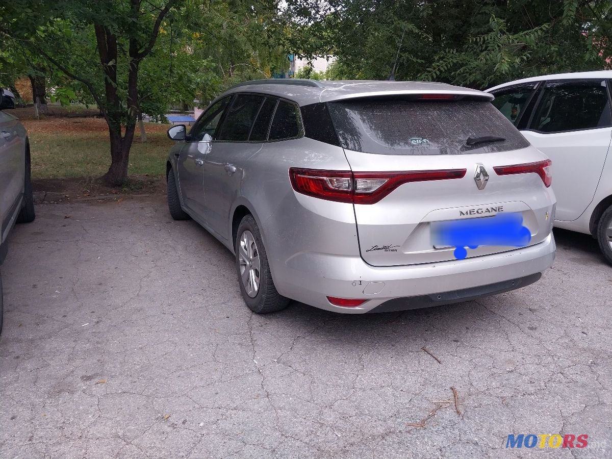 2016' Renault Megane photo #2