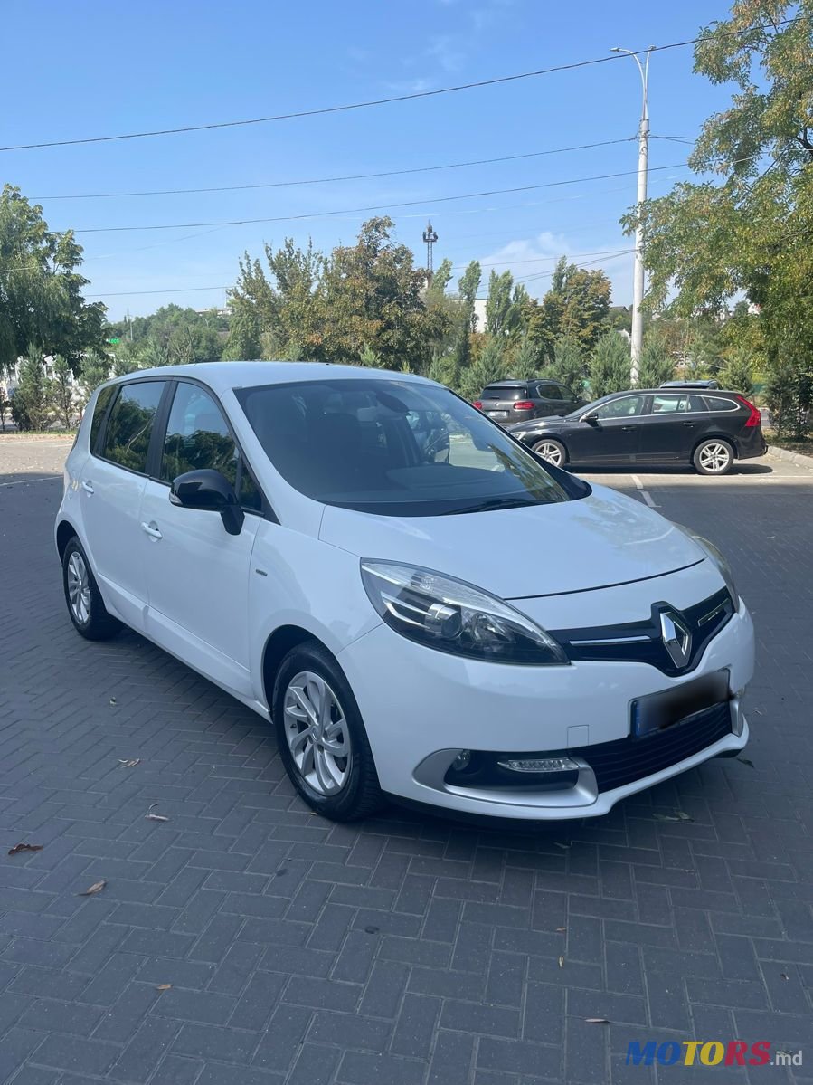 2015' Renault Scenic photo #2