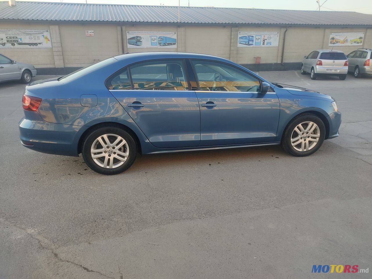 2017' Volkswagen Jetta photo #3