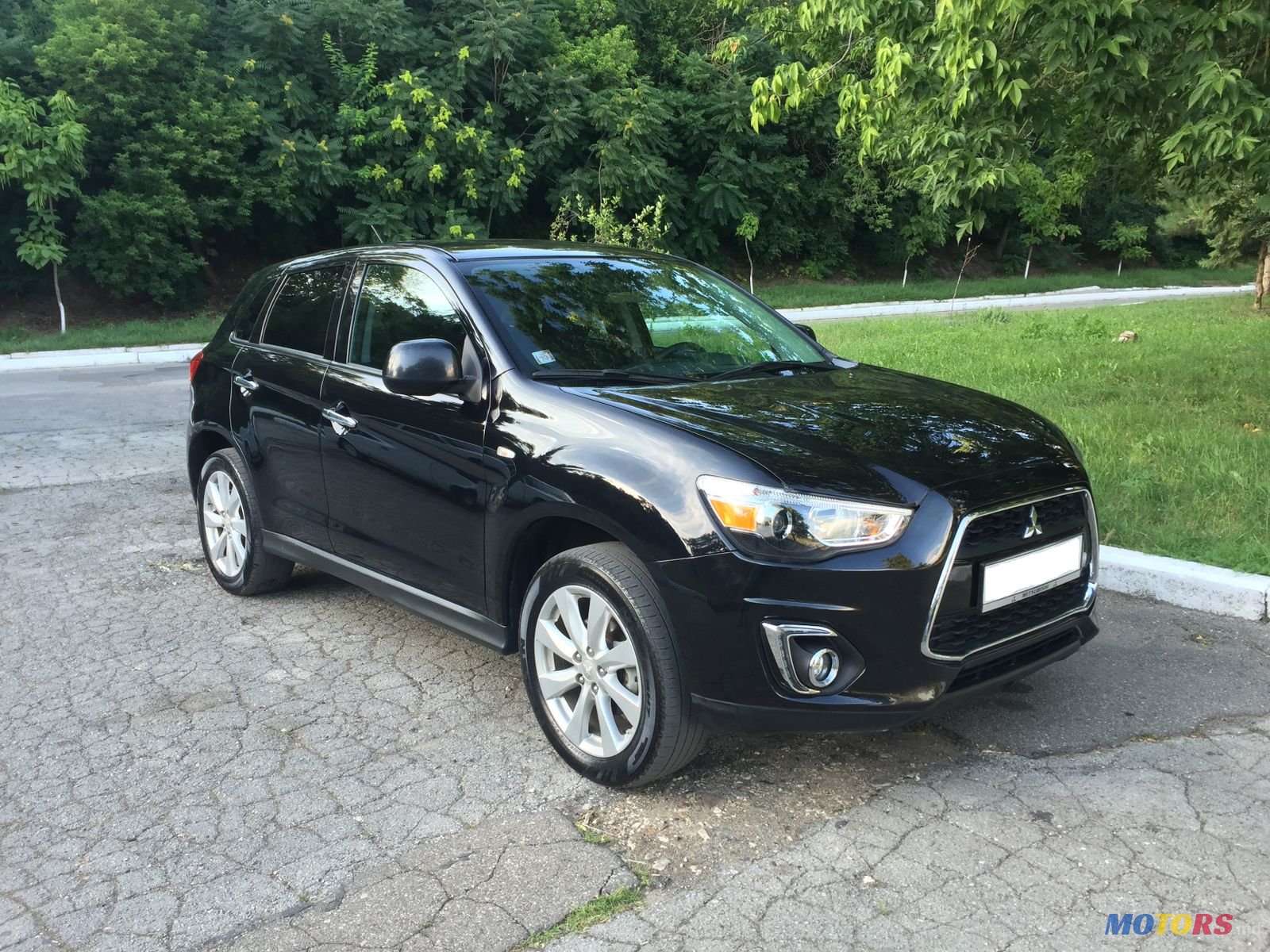 2014' Mitsubishi ASX photo #3