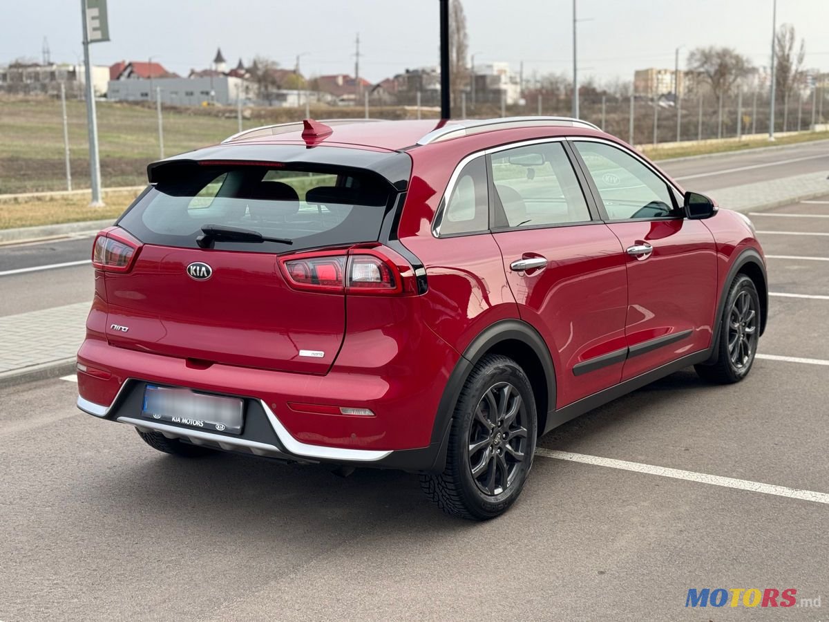 2018' Kia Niro photo #4