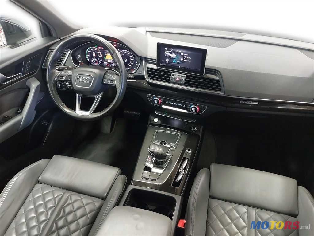 2020' Audi Q5 photo #5