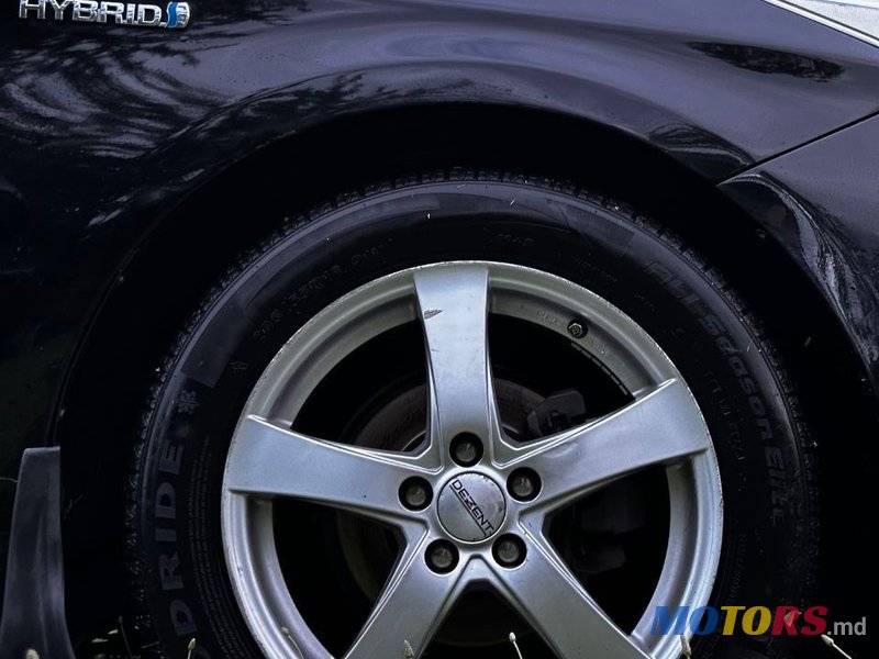2013' Toyota Prius photo #5