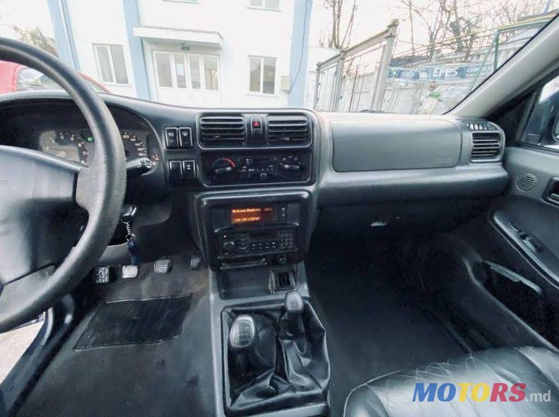 2001' Opel Frontera photo #3