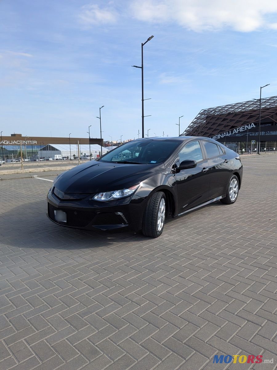 2016' Chevrolet Volt photo #2