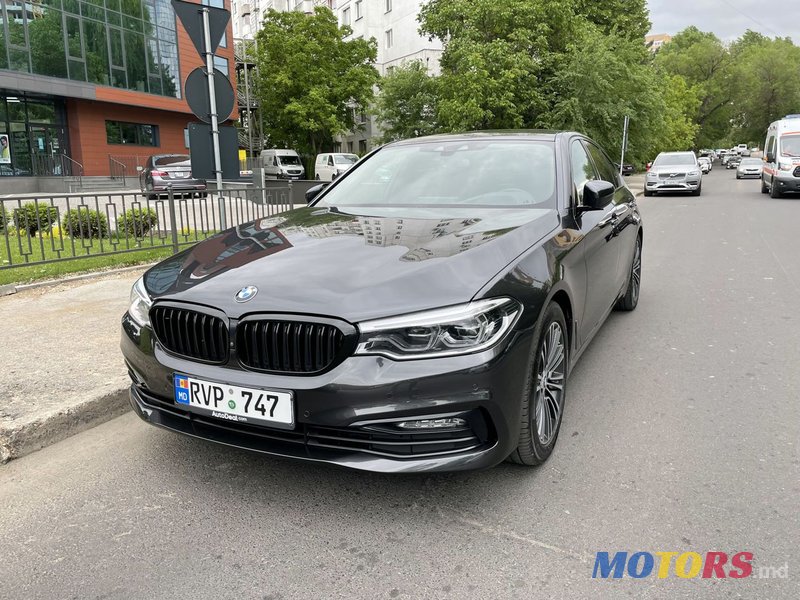 2018' BMW 5 Series photo #1