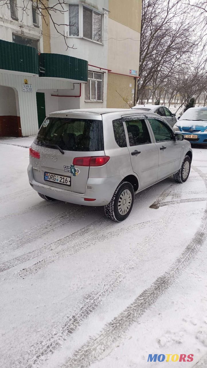 2005' Mazda 2 photo #5