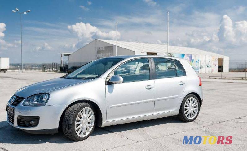 2006' Volkswagen Golf photo #1