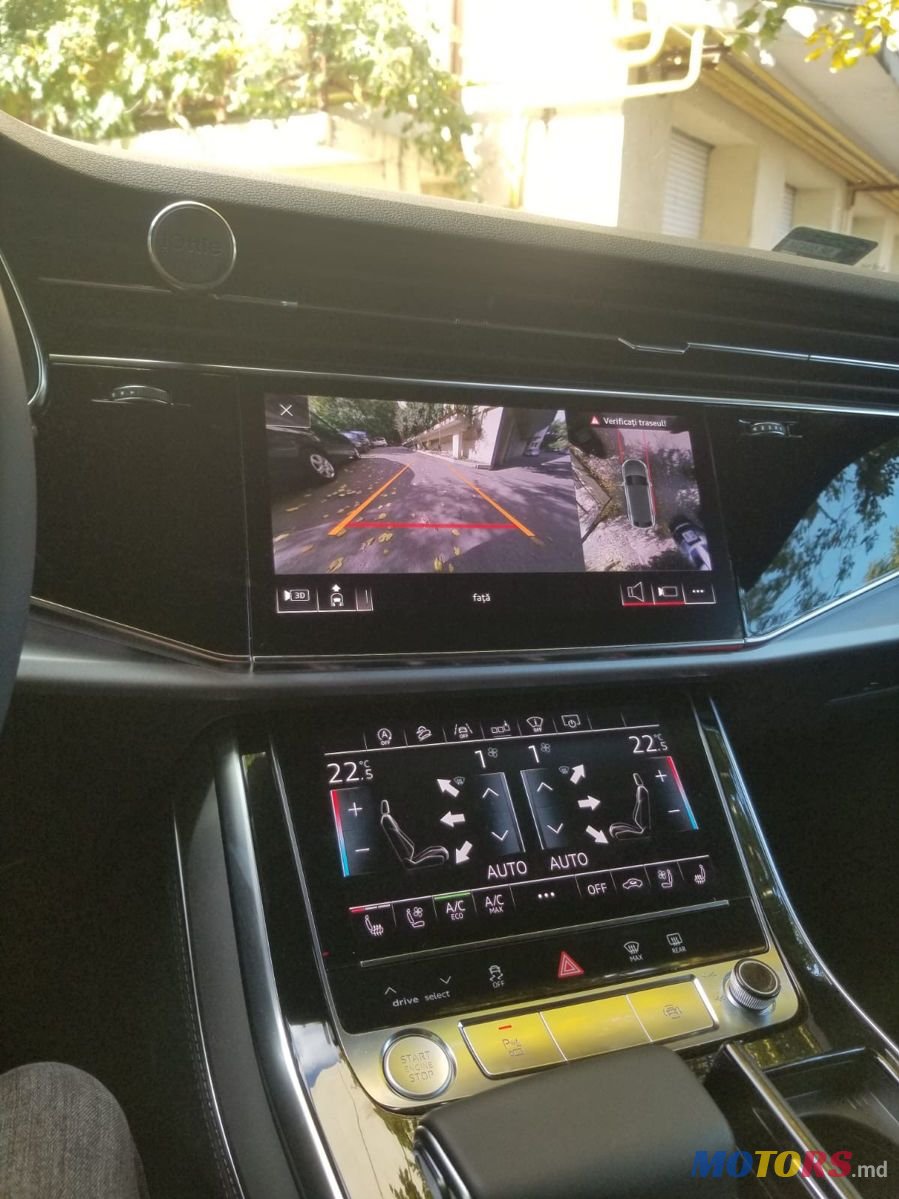 2022' Audi Q8 photo #6