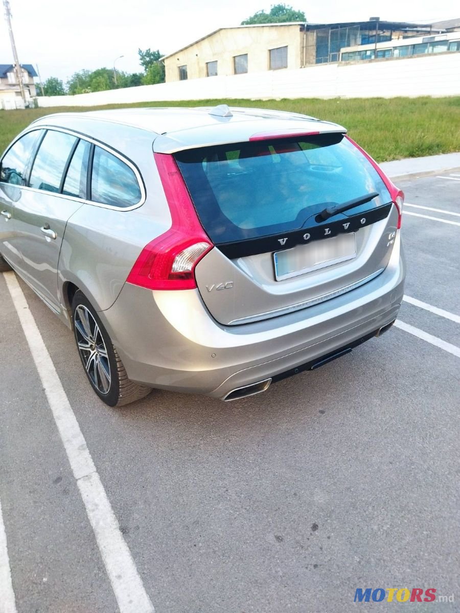 2014' Volvo V60 photo #5