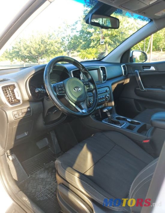 2017' Kia Sportage photo #5