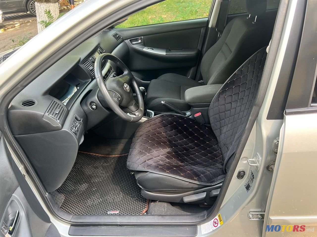 2005' Toyota Corolla photo #6