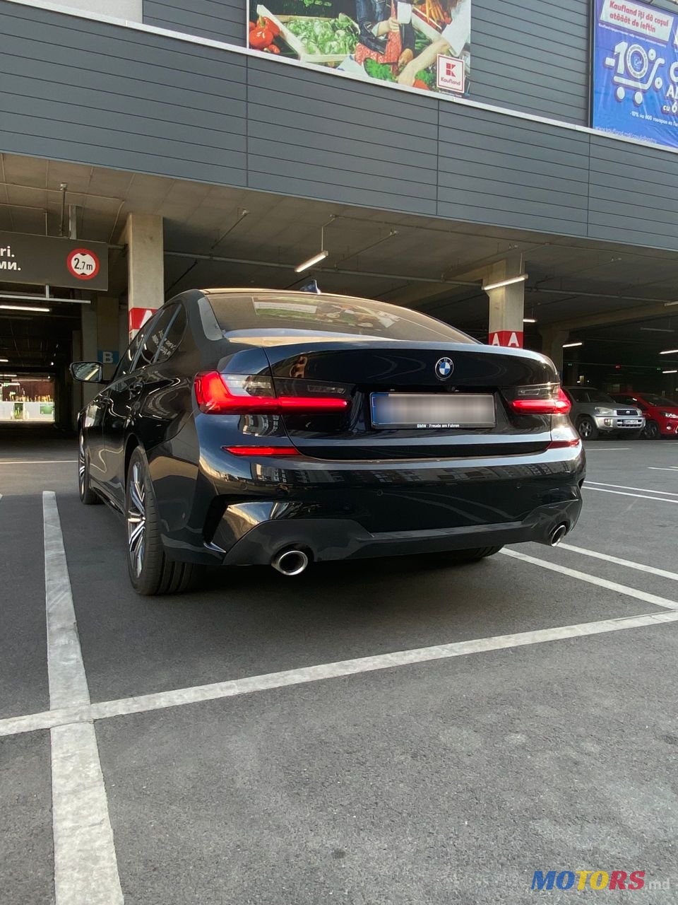 2020' BMW 3 Series photo #1