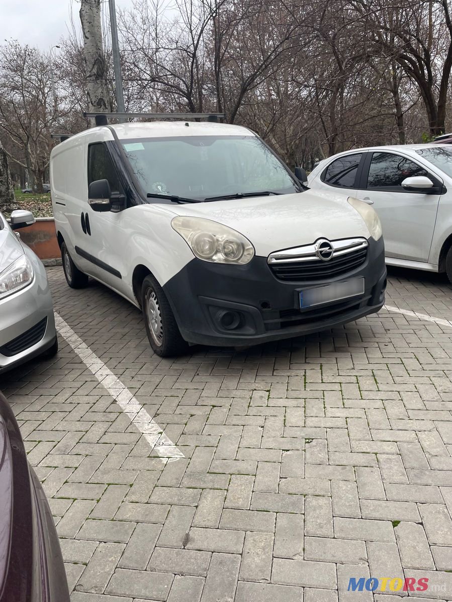 2012' Opel Combo photo #1