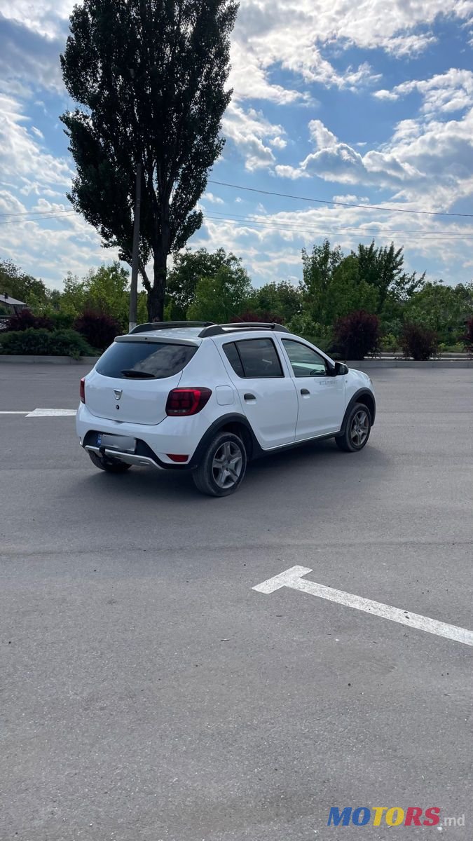 2019' Dacia Sandero Stepway photo #3