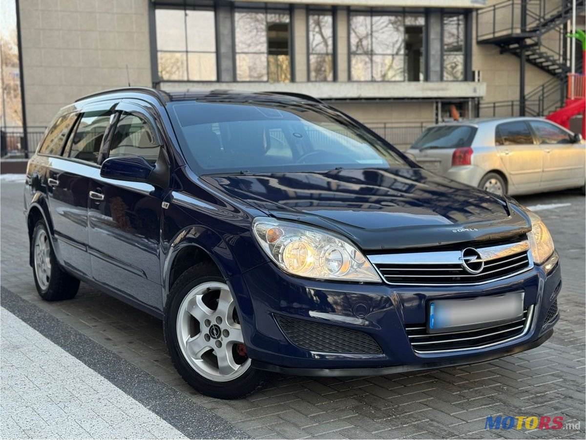 2008' Opel Astra photo #3