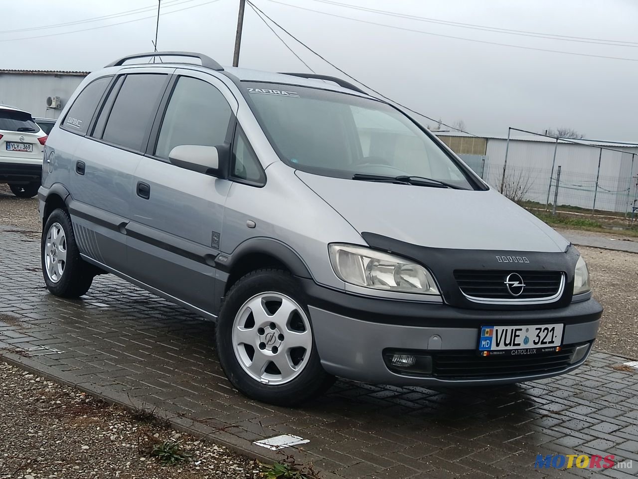 2001' Opel Zafira photo #2