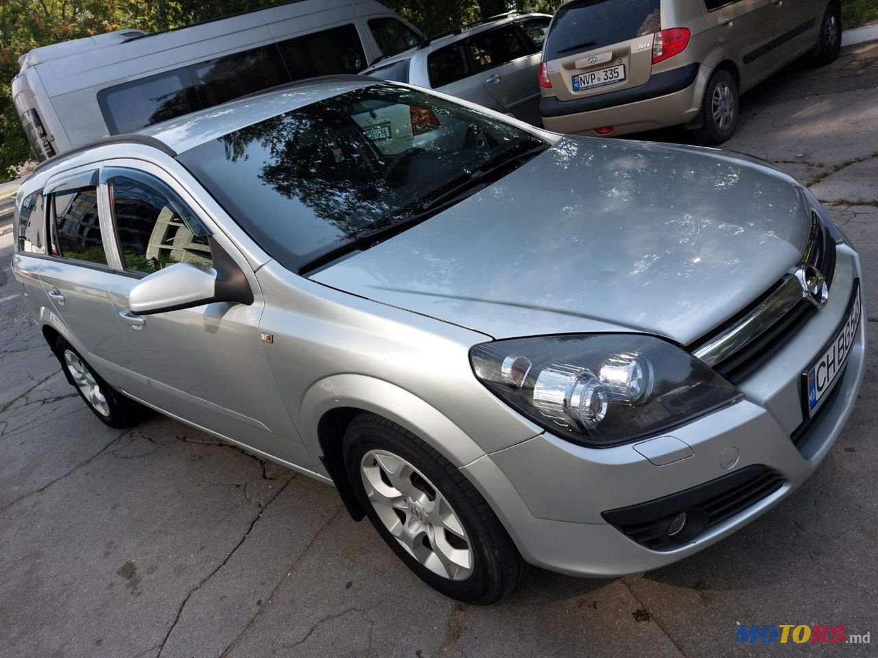 2006' Opel Astra photo #1