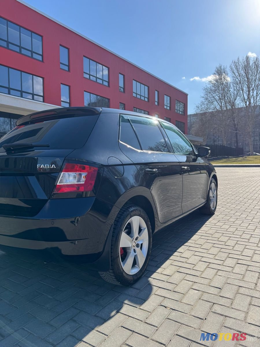 2015' Skoda Fabia photo #5