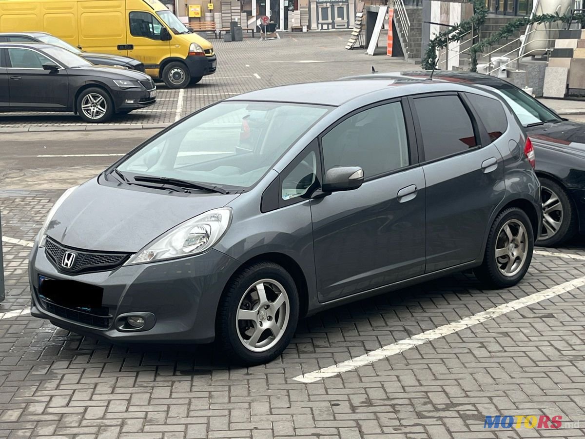 2013' Honda Jazz photo #1